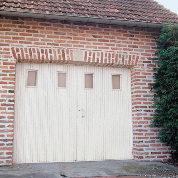 Porte de garage traditionnelle Janiclos Bois