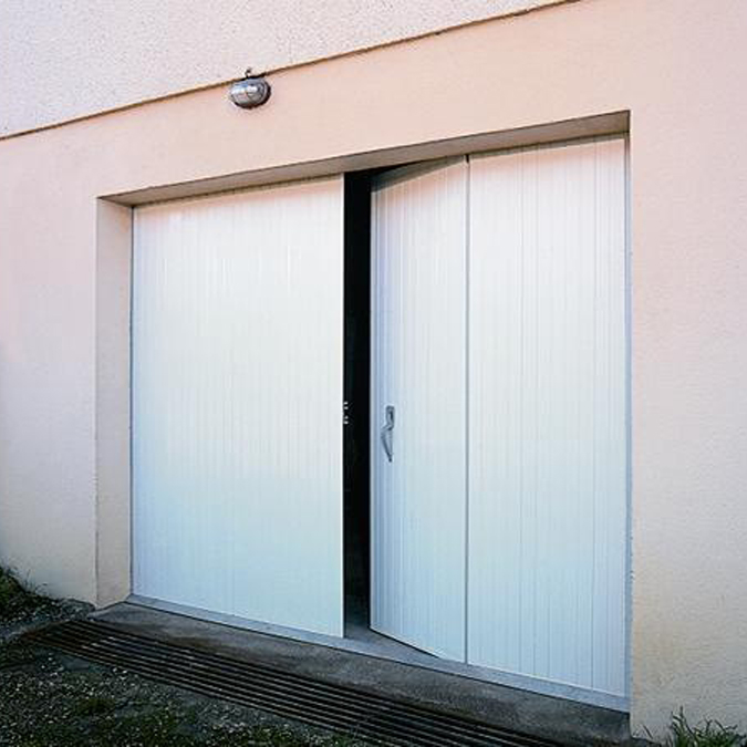 Porte de garage traditionnelle Janiclos PVC